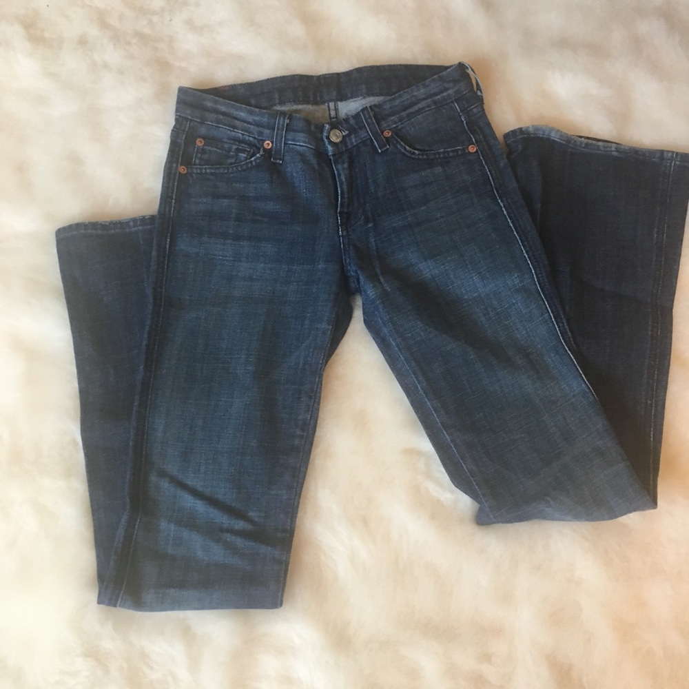 Seven Jeans. Size 25. Good condition